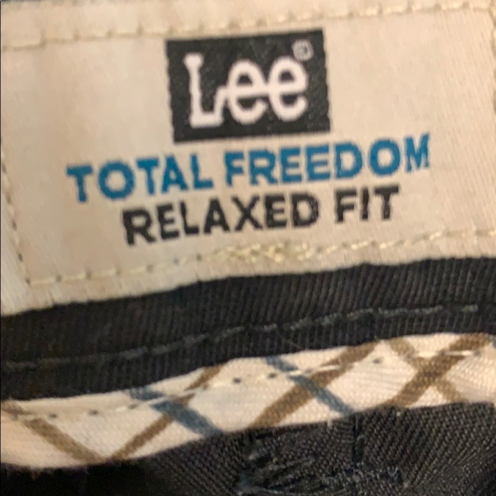 Lee Total Freedom Relaxed Fit. Black. 38x30.